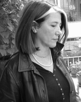Mio Fratello il Minotauro di Lia Migale - Letture a Cura di Sabrina Scuccimarra