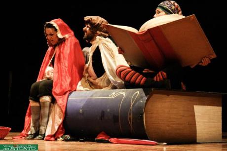 RossoMare monologo con accompagnamento musicale