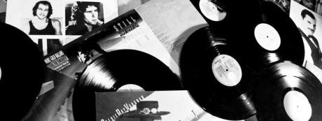 I favolosi anni '60: live music sulla terrazza dell'Akropolis con Peppe Trani