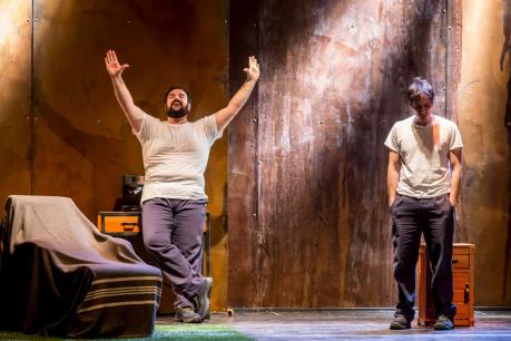 CAPATOSTA - Teatro Crest