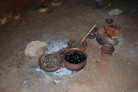 Archeo-CENA nel villaggio OKRA