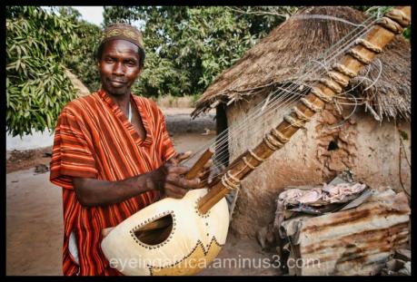 SOCIETA' MULTIETNICA - AFRICA E CULTURA: I Griot