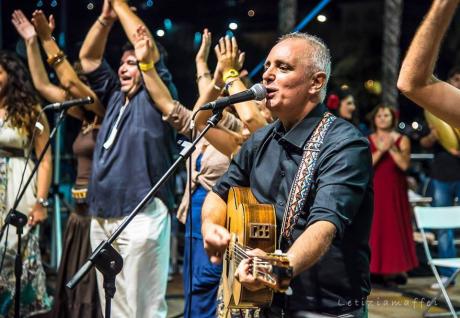 Il Ritmo della Felicita' a Cura di Carlo Faiello