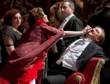 La Traviata di Giuseppe Verdi - Regia di Ferzan Ozpetek (spettacolo fuori abbonamento)