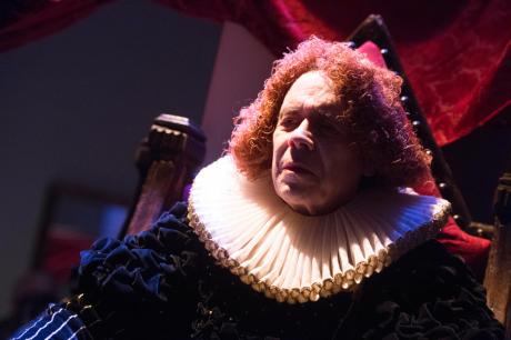 Shakespeare in love (with Marlowe)