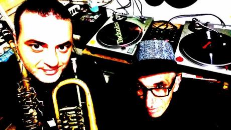 Dj War meet Francesco Coppola - Dj set Vinyl, sax e tromba live