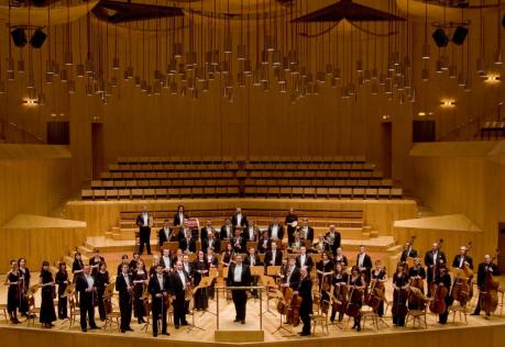 Concerto di Capodanno  "Strauss e Dintorni" la National Radio Company of Ukraine Symphony Orchestra  Inaugura la  33.ma Stagione Concertistica  Associazione Cultura e Musica "G. Curci"