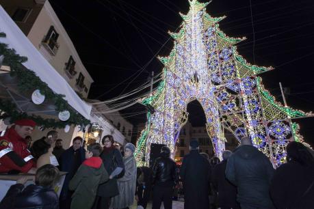 Natale a Bari con Amgas: secondo appuntamento con intrattenimento e solidarietà venerdì 23 dicembre