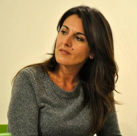 Dimmi a Che Serve Restare