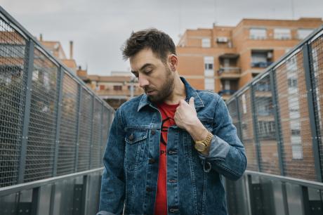 Coez - "Faccio un Casino Tour"