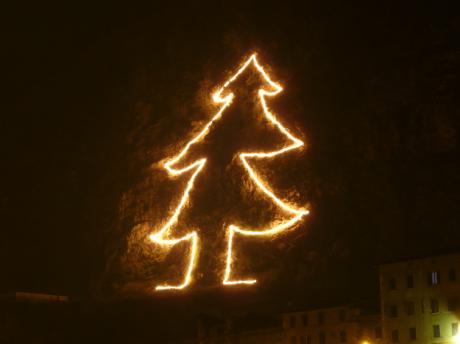Il Natale ad Artena, Città Presepe, dove c'è l'abero più grande d'Italia