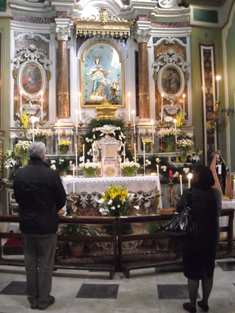 Traslazione della reliquia del "Volto Santo" (copia del Velo della Veronica) dalle Monacelle a San Domenico per la Settimana Santa
