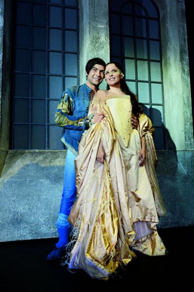 Romeo e Giulietta. Ama e Cambia il Mondo