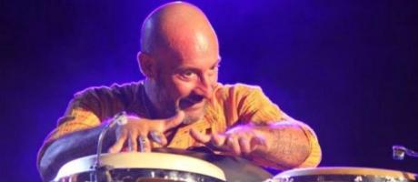 Ciccio Merolla porta l'etnofunk al teatro Sannazaro