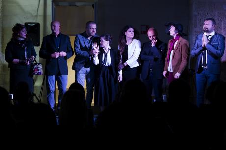 Comedians, commedia musicale improvvisata sabato 26 maggio al Teatro Paisiello a Lecce