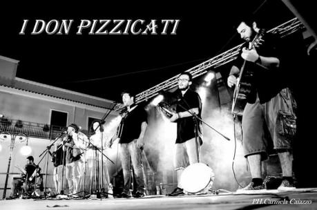 Pizzica con i "Don Pizzicati" per la festa della Madonna del Rosario