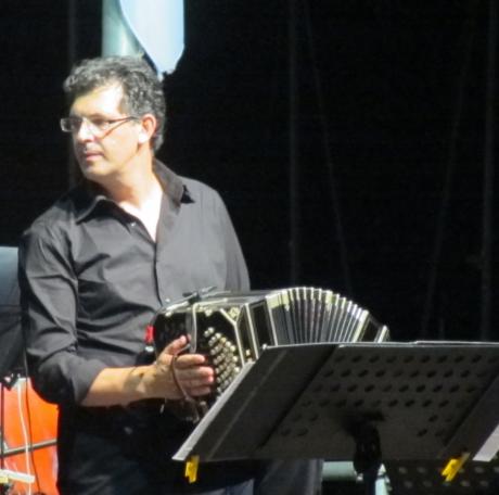 “Storie di Tango” Il Duo Isidoro Nugnes e Mario Muccitto  in un coinvolgente viaggio nella musica più sensuale A cura dell’Associazione Cultura e Musica “G. Curci” Domenica 7 ottobre