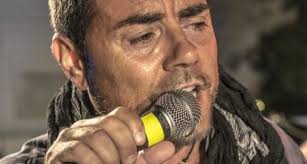 Enzo Petrachi e Folk Band in concerto al Caffè Salvador con Il Peccato di Eva