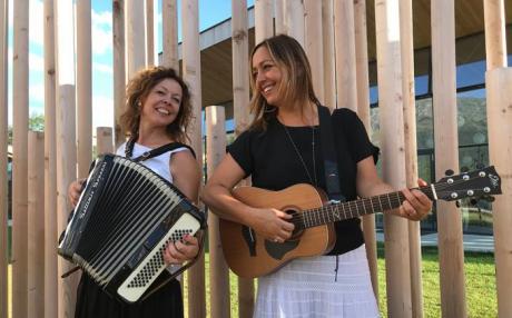 Susanna Buffa e Ludovica Valori in "Suoni dal Buio - Voci di donne che resistono"