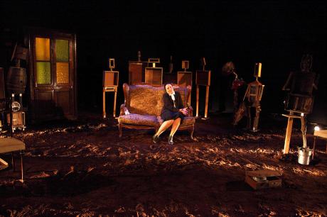 LA BUONA EDUCAZIONE di Mariano Dammacco al Teatro Van Westerhout