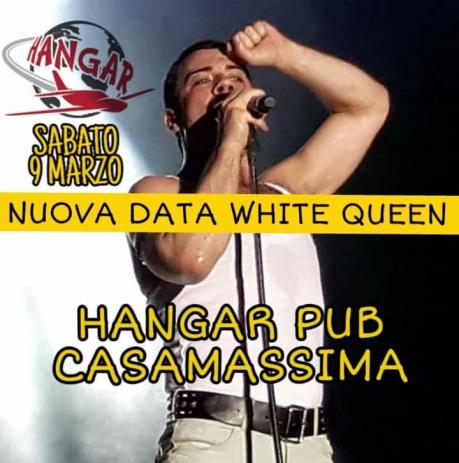 White QUEEN in Concerto Hangar Casamassima