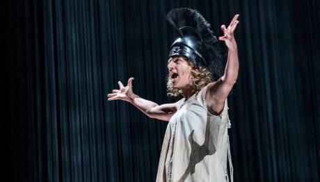Angela Finocchiaro in "Ho perso il filo"