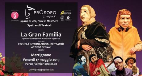 Pròsopo Project presenta "La Gran Familia"