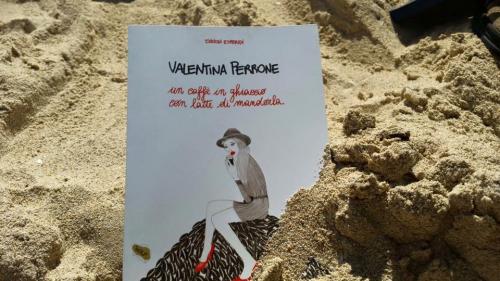 "Un caffè in ghiaccio con latte di mandorla": il libro di Valentina Perrone a Uggiano La Chiesa