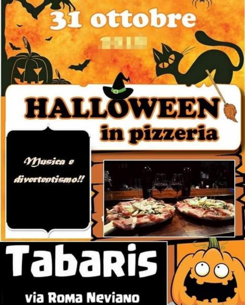 Halloween in pizzeria