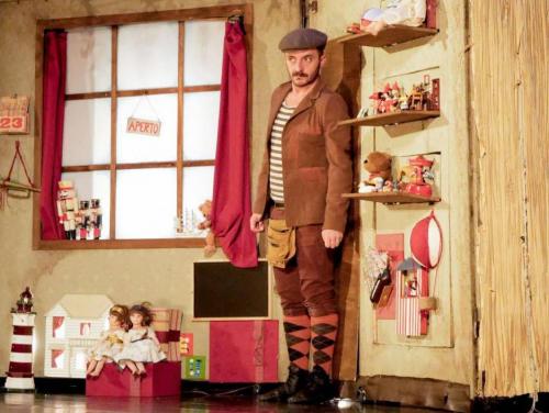 Famiglie a teatro: il 26 dicembre al Verdi c'è «La bottega dei giocattoli»