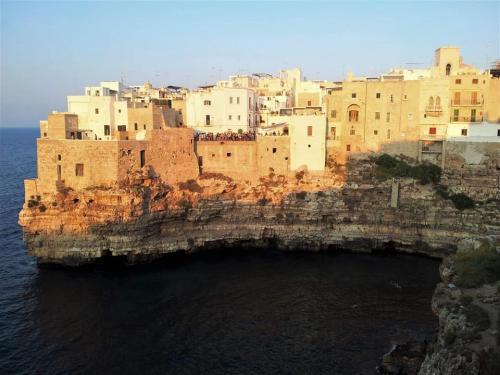 Polignano a Mare al Tramonto