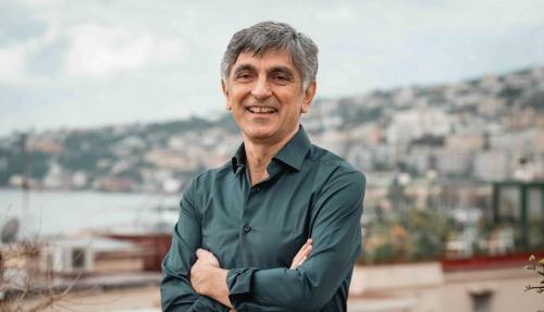 Vincenzo Salemme con il suo “Napoletano? E famme ‘na pizza”