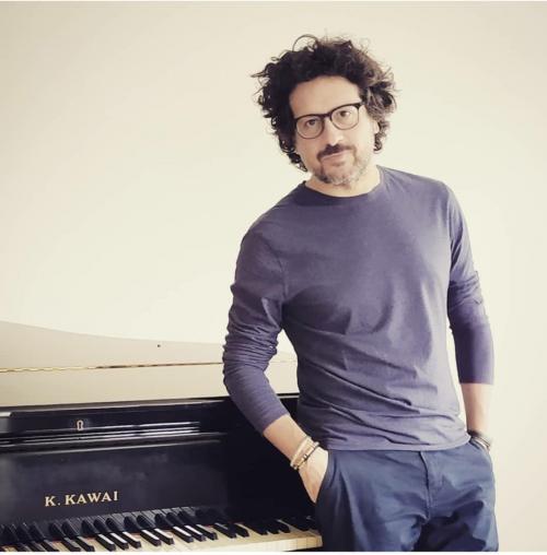 Time Zones: Massimo Carrieri piano solo