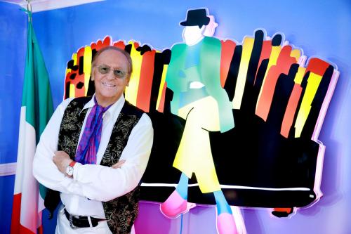 Renzo Arbore, la sua straordinaria carriera al centro del premio "Le Cattedrali Letterarie Europee"