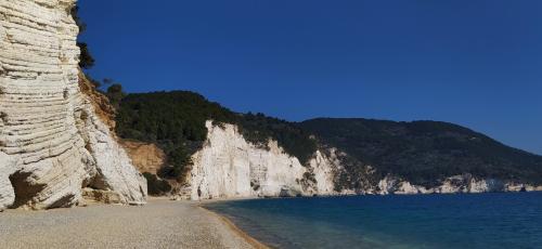 Puglia Archeo Trekking - Le falesie del Gargano