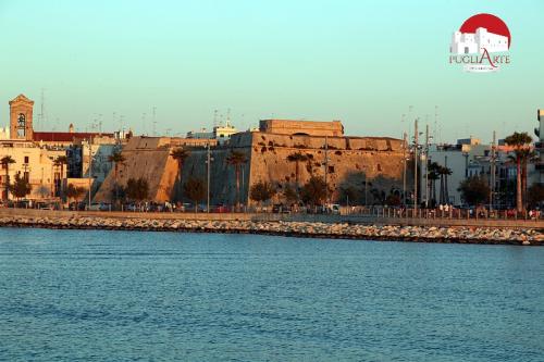 Mola di Bari: la città di Carlo I d'Angiò