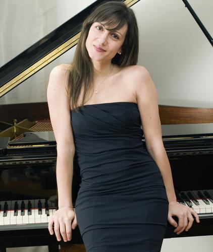 “Piazzolla 100” recital pianistico di Valeria Vetruccio