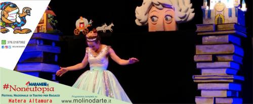 Cenerentola in Bianco e Nero