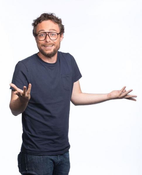 Pinuccio “Annessi e connessi. La vita al tempo dei social” | Salento Book Festival 2021