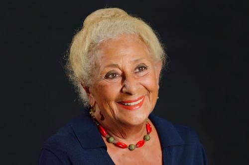 Isa Danieli «Raccontami» - rassegna teatrale di «Wow! Fasano»