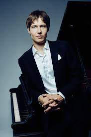 Recital pianistico di Igor Andrev