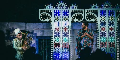 'L'abito della festa' e '1 e 95' in scena