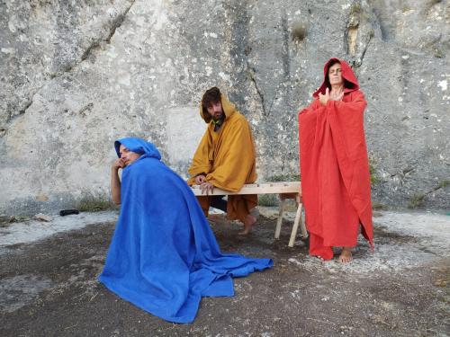 Fiori del deserto Camminata con intervento teatrale