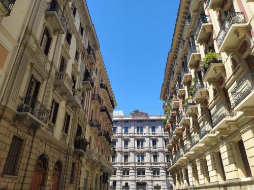 All'Orientale! Urban Walking a Madonnella