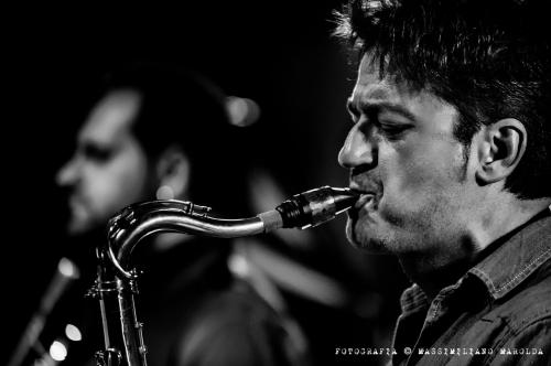 DANIELE & TOMMASO SCANNAPIECO with GIOVANNI SCASCIAMACCHIA - LIVE TRIO