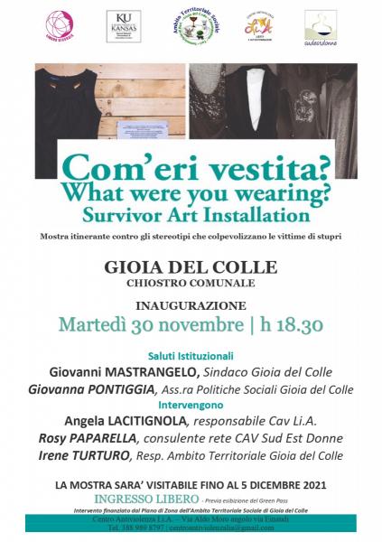 Com'eri Vestita? | Mostra installazione