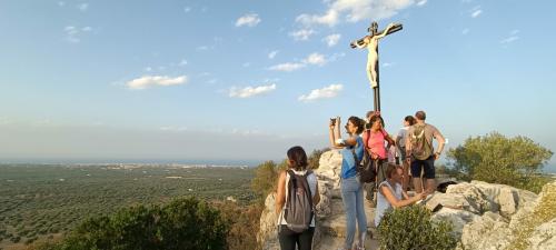 Trekking del “Cristo della Panoramica”