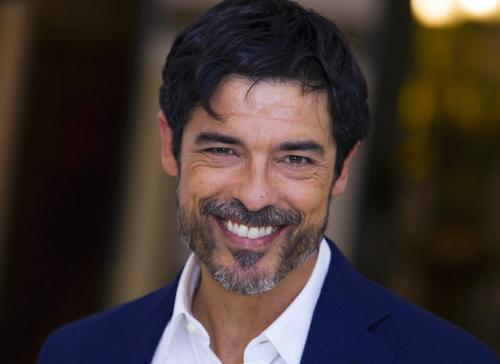 Alessandro Gassmann a Taranto per Donare 200 Alberi