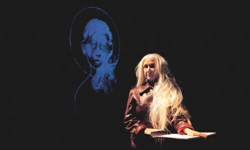 A Koreja torna il Premio UBU Ermanna Montanari in scena MADRE