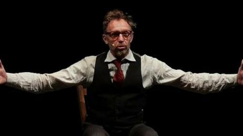 Enrico Vezzelli in “Armando”